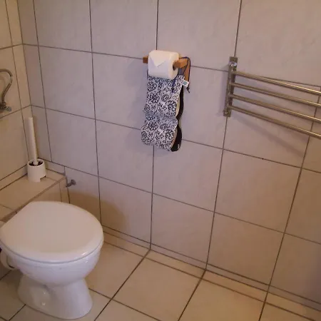 Noll Tanya Vendeghaz * Felcsut